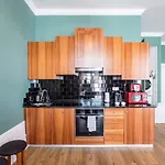 Apartmán Artistic 2br Flat Downtown W/ Ac By Lovelystay