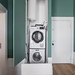 Artistic 2br Flat Downtown W/ Ac By Lovelystay Apartmán *