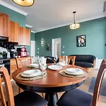 Artistic 2br Flat Downtown W/ Ac By Lovelystay * Porto