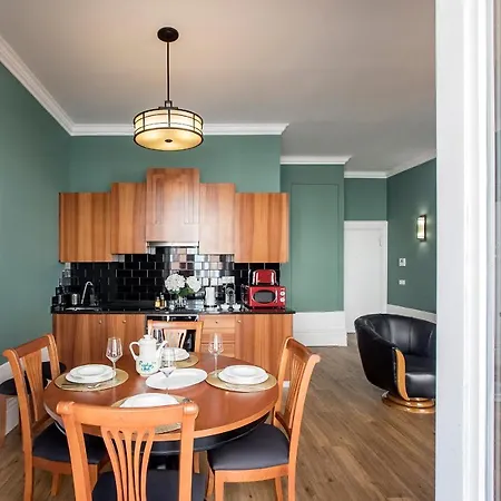 Artistic 2br Flat Downtown W/ Ac By Lovelystay Porto