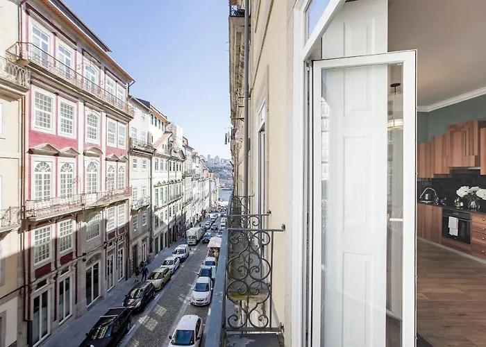 Artistic 2br Flat Downtown W/ Ac By Lovelystay 公寓