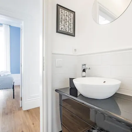 アパート Artistic 2br Flat Downtown W/ Ac By Lovelystay *