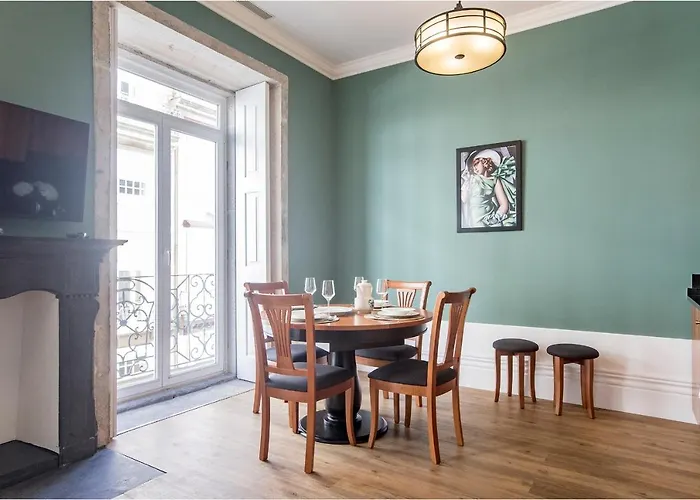 Artistic 2br Flat Downtown W/ Ac By Lovelystay Apartmán Porto